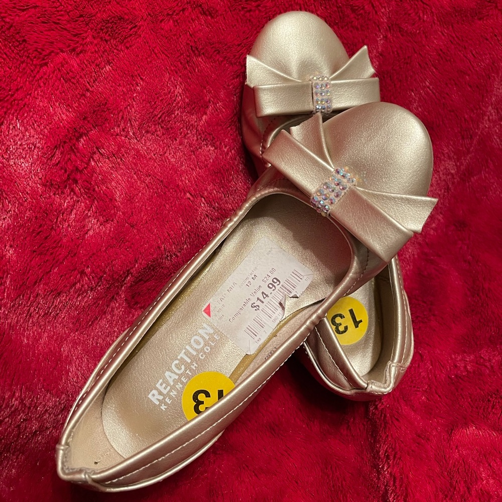 Gold Kenneth Cole dress shoes! EUC